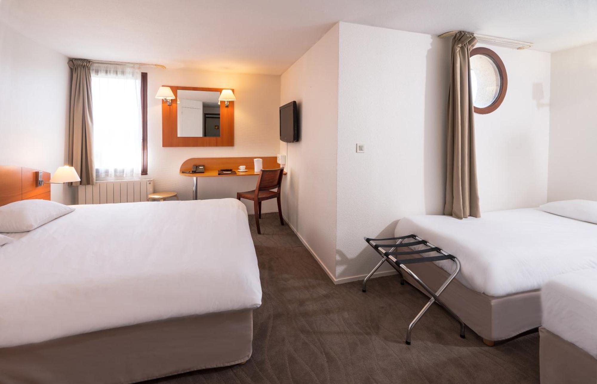 Kyriad Caen Sud Иф Экстерьер фото