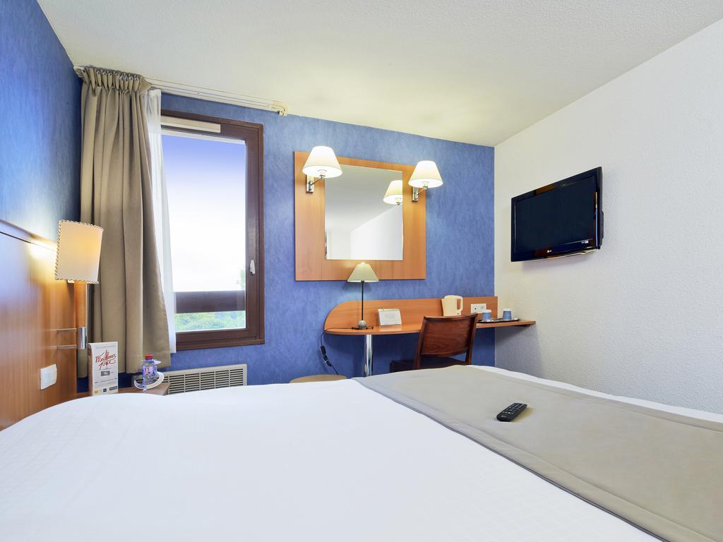 Kyriad Caen Sud Иф Экстерьер фото